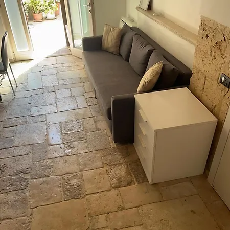 Ground Stone Διαμέρισμα *