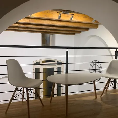 Ground Stone Apartament Bari