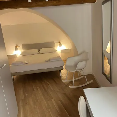 Apartament Ground Stone