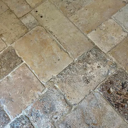 Apartment Ground Stone *